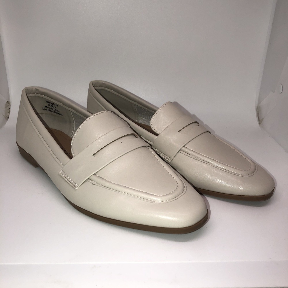 Journee Collection Myeesha Bone Faux Leather Penny Loafers Size 8